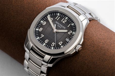 patek philippe 5160 j|Patek Philippe 5167 1a aquanaut.